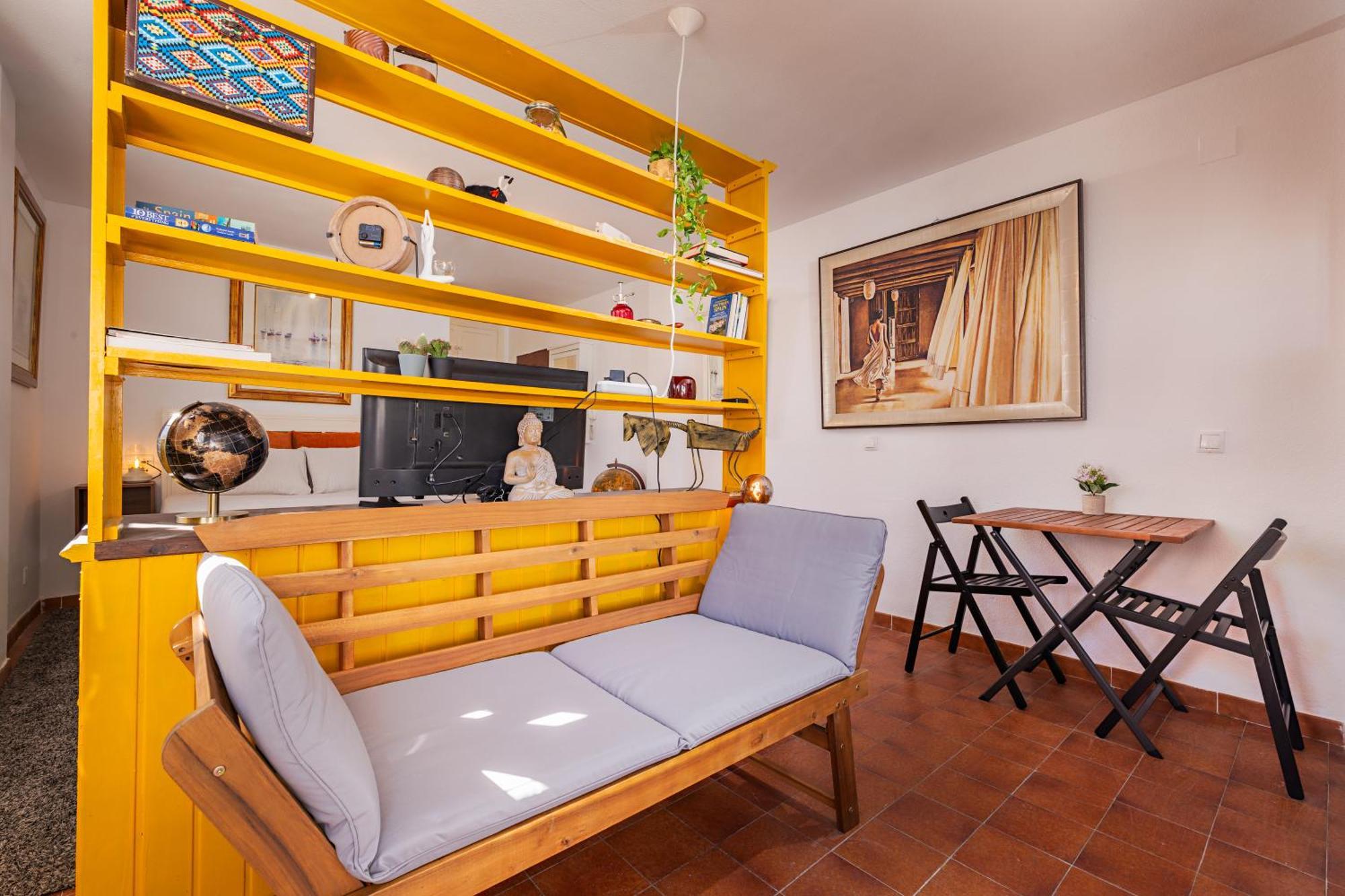 Duquesa Port Studio Apartment - Bright Sunlit Terrace Манилва Экстерьер фото